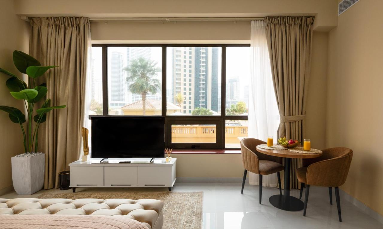 Happy Academia Jbr Lägenhet Dubai Exteriör bild