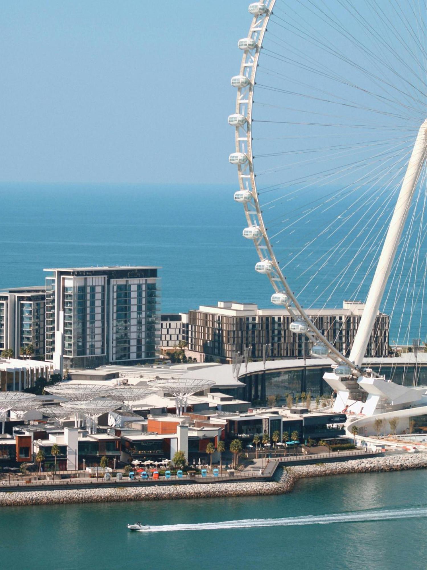 Happy Academia Jbr Lägenhet Dubai Exteriör bild