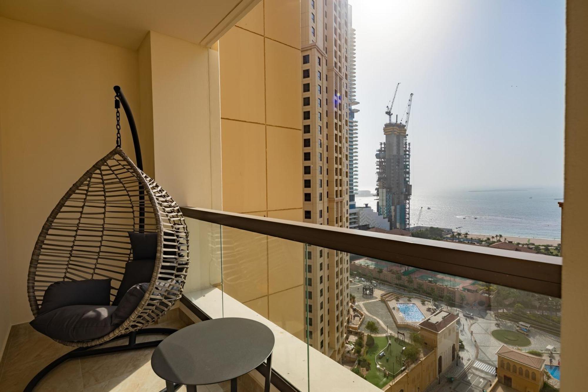 Happy Academia Jbr Lägenhet Dubai Rum bild